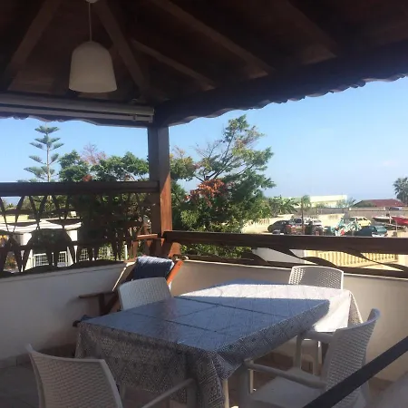 Casa Vacanza شقة Torre San Gennaro